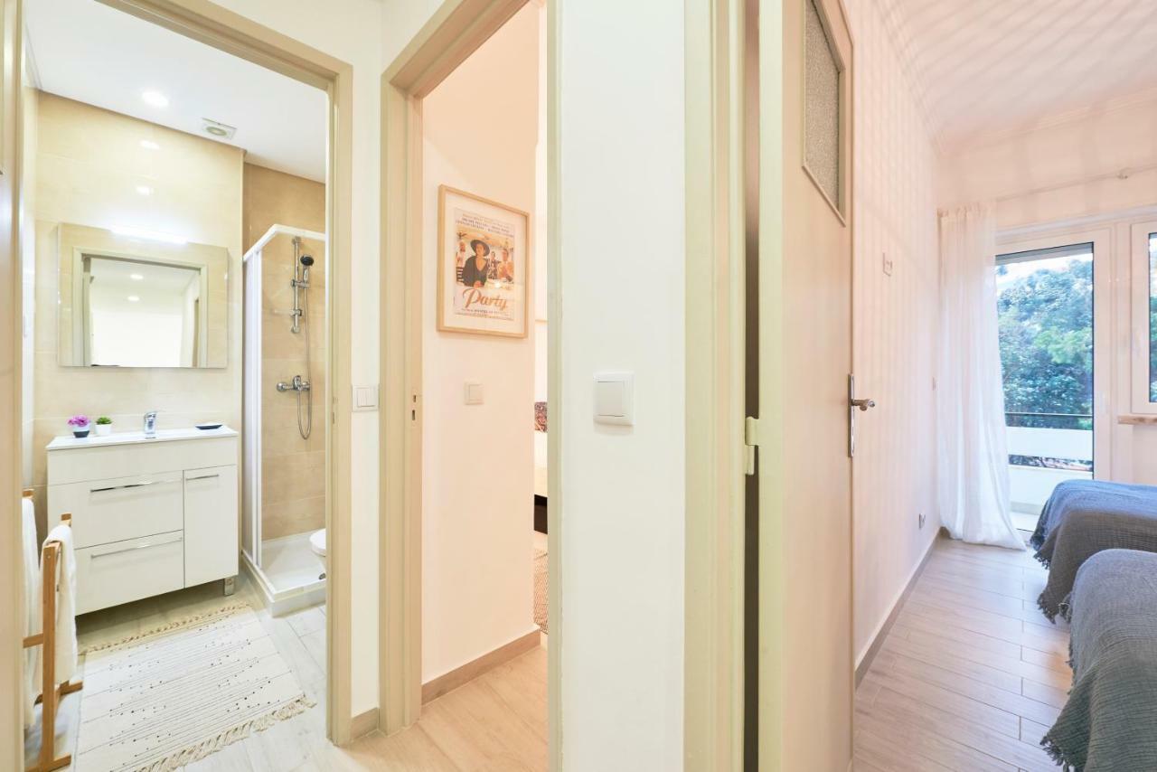 Light Apartment With Amazing Balcony, By Timecooler リスボン エクステリア 写真